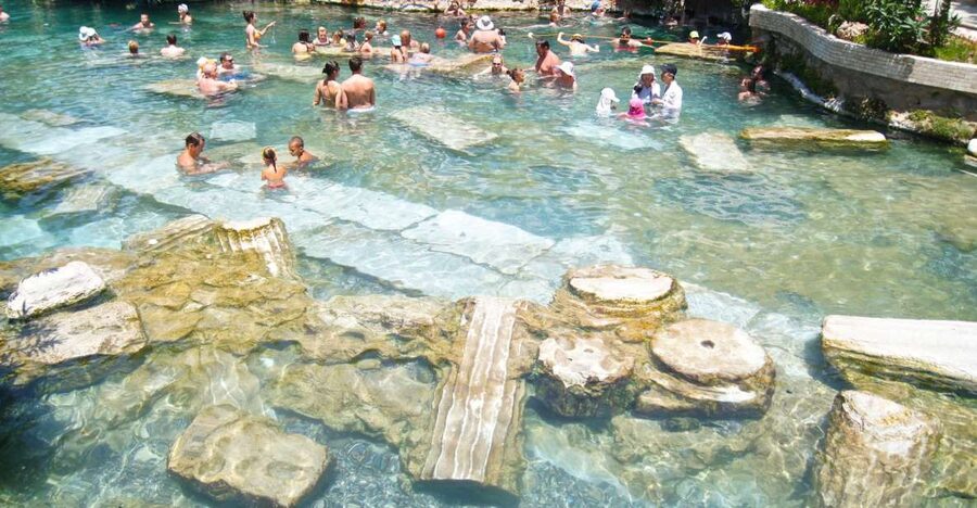 From Izmir: Pamukkale Guided Tour with Lunch - The drive from Izmir: useful, but not the main event