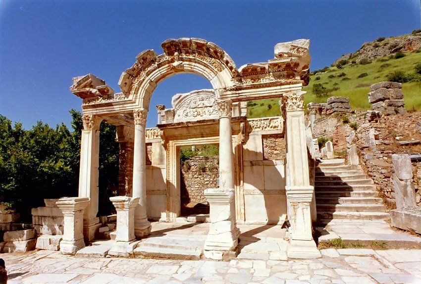 From Kusadasi: Ephesus Guided Private Tour - The House of Mary and the spiritual side of the tour