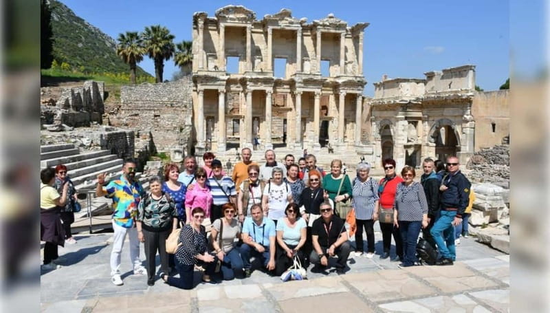 From Kusadasi: Ephesus Highlights Tour for Cruise Customers - The Temple of Artemis: impressive history, minimal remains