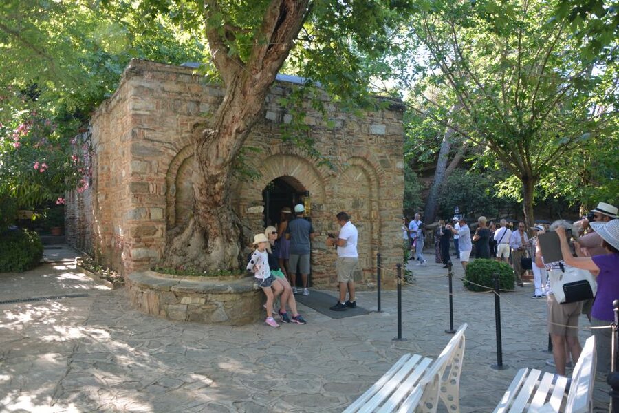 From Kusadasi: Ephesus Private Guided Tour - The House of the Virgin Mary and its quiet setting