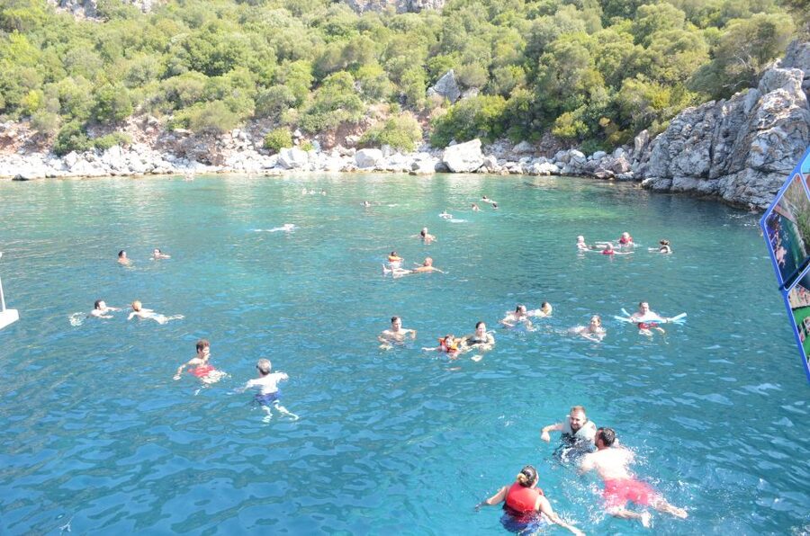 From Marmaris: Day Trip by Glass Bottom Semi Submarine - Meeting near the Ataturk statue