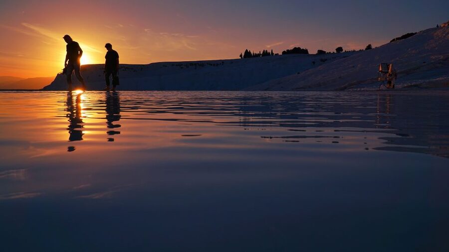From Marmaris: Pamukkale Evening Tour with Transfer & Dinner - Why the afternoon departure works