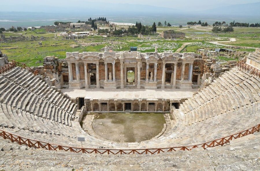 From Selcuk/Kusadasi/Izmir: Pamukkale Full-Day Tour - The guides and the shape of the day