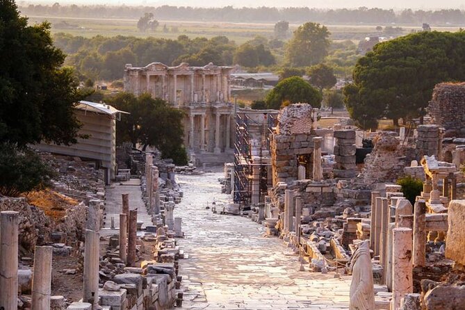 Full-Day Guided Ephesus Tour From Marmaris with Transfers and Lunch - Choose between the Virgin Mary’s House and the Archaeological Museum
