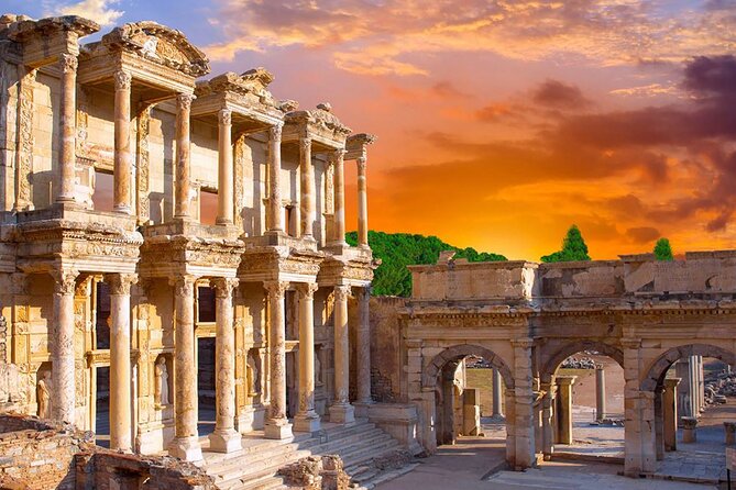 Full-Day Guided Ephesus Tour From Marmaris with Transfers and Lunch - Two guided hours among the ruins of Ephesus