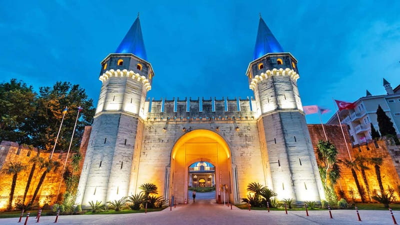Full Day Istanbul 1, 2 or 3-Day Private City Guided Tour - Day two from the Spice Market to Galata