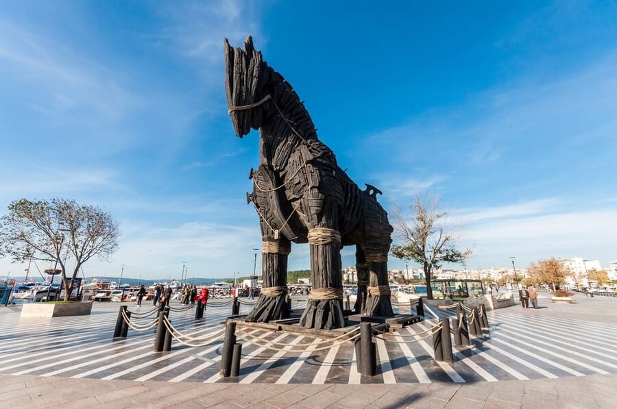 Full-Day Troy Tour From Istanbul - Why the guide matters so much
