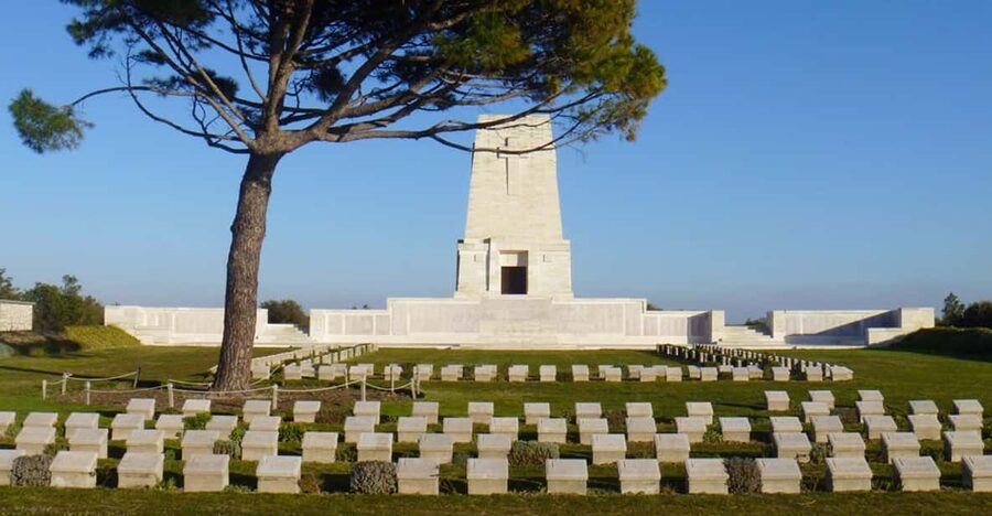 Gallipoli Full-Day Tour from Istanbul - What the guides add to the experience