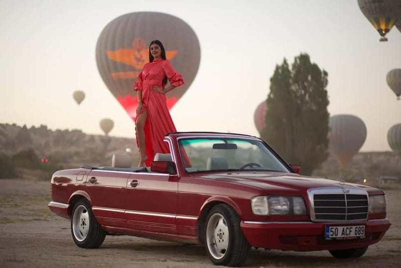 Göreme: Classic Car Tour - A classic car changes the Cappadocia photo stop