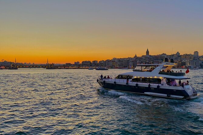 Guided Bosphorus Sunset Cruise on Luxurious Yacht - Small Group Cruise - Maiden’s Tower and the return toward the Golden Horn