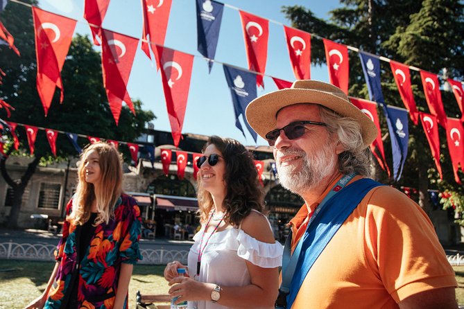 Highlights & Hidden Gems With Locals: Best of Istanbul Private Tour - The Extra Stops Are Where the Tour Can Become Personal