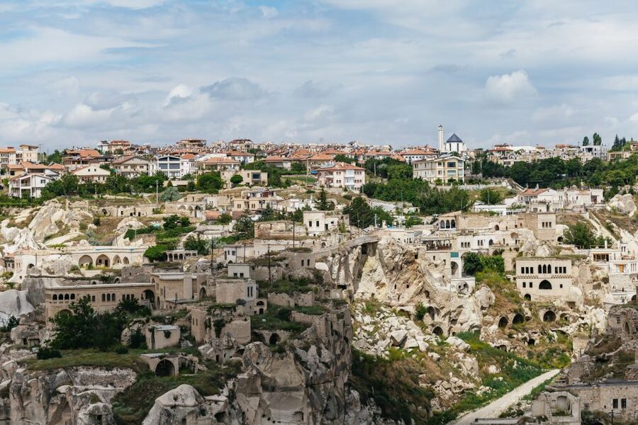 Istanbul: 2-Day Cappadocia Trip with Flights and Cave Hotel - What sleeping in a cave hotel is really like