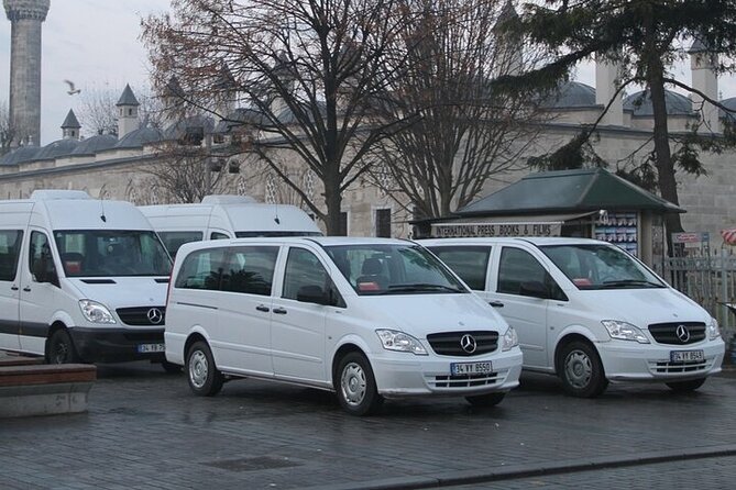 Istanbul Airport Private VIP Transfers Hotels and Cruise Port - Vehicle comfort, cleanliness, and the smoking concern