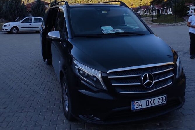 Istanbul Airport Transfer - Private versus shared transport