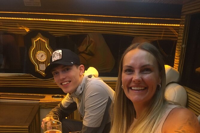 Istanbul Airport Transfer between, Hotels, Meet Transfer - A clean vehicle, with some variation