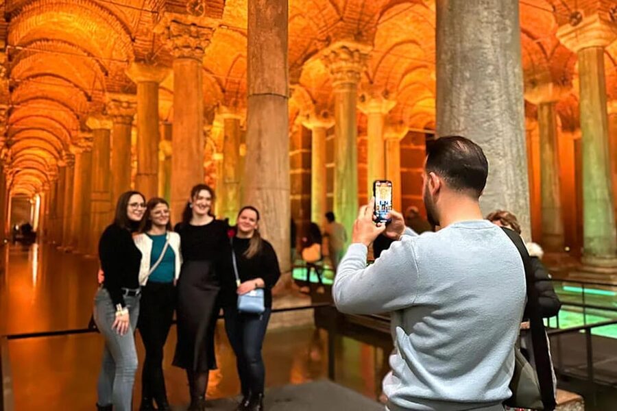 Istanbul: Basilica Cistern Fast-Track Entry and Audio Guide - Choosing the best time to enter
