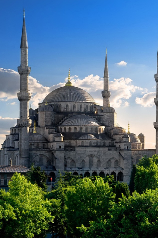 Istanbul: Blue Mosque, Basilica Cistern, & Hagia Sophia Tour - Meeting your guide beside the Egyptian Obelisk