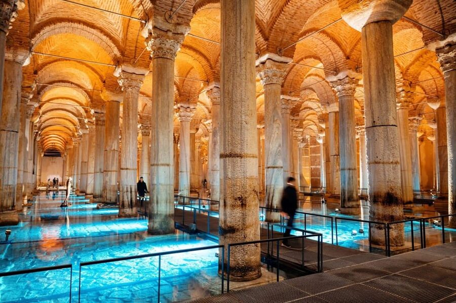 Istanbul: Blue Mosque, Hagia Sophia, & Basilica Cistern Tour - Understanding Hagia Sophia from the outside
