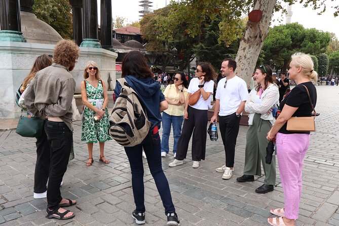 Istanbul: Blue Mosque, Hagia Sophia & Sultanahmet Tour - Best timing and practical preparation