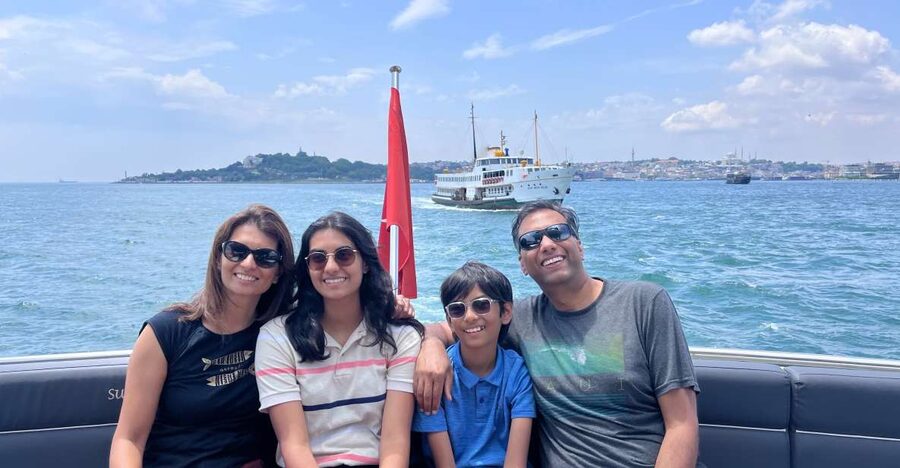 Istanbul: Bosphorus Cruise with Stopover on the Asian Side - Boarding near Dolmabahce Mosque