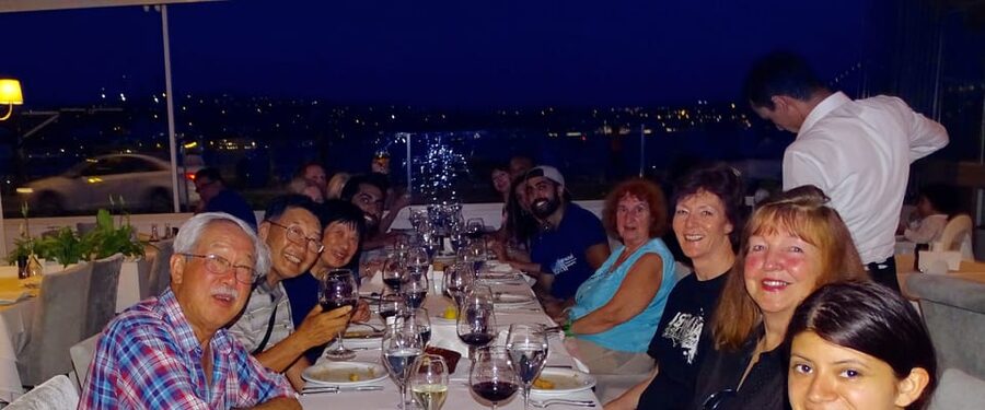 Istanbul: Bosphorus Dinner Cruise Incl. Drinks with Transfer - Pickup from six central Istanbul districts