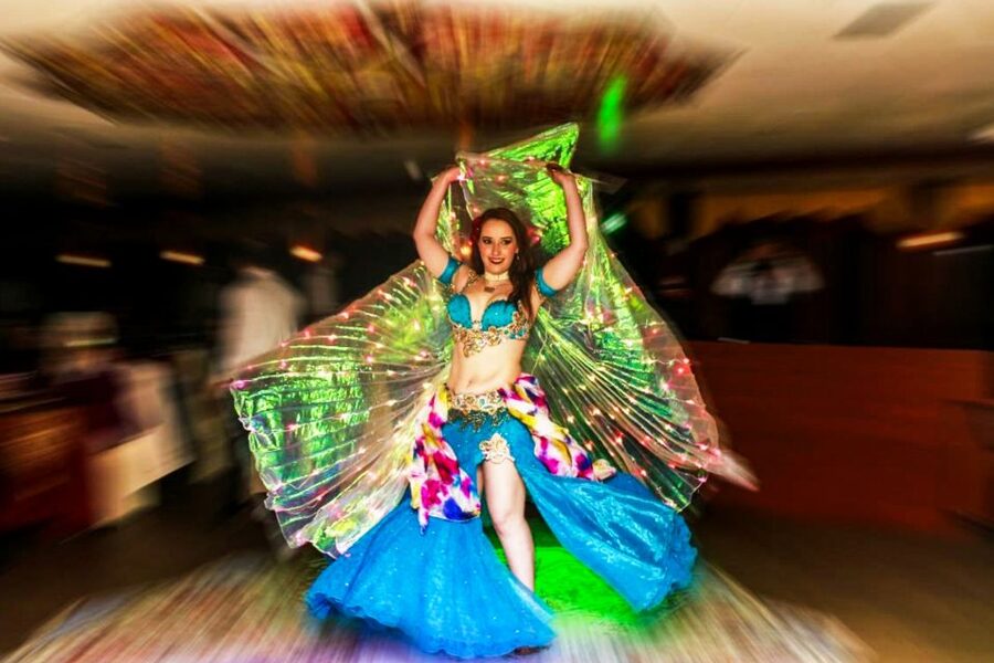 Istanbul: Bosphorus Dinner Cruise w/ Drinks & Entertainment - Turkish performances, belly dancing, and the DJ
