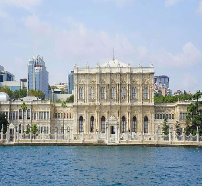 Istanbul Bosphorus Morning Cruise Guided Tour - What the guide and audio commentary add