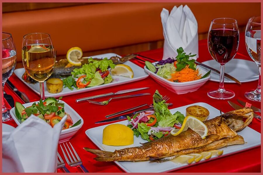Istanbul: Bosphorus Night Dinner Cruise with Private Table - Drinks and the fine print on alcohol