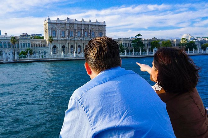 Istanbul Bosphorus Sightseeing Cruise - Audio commentary and the limits of the guiding