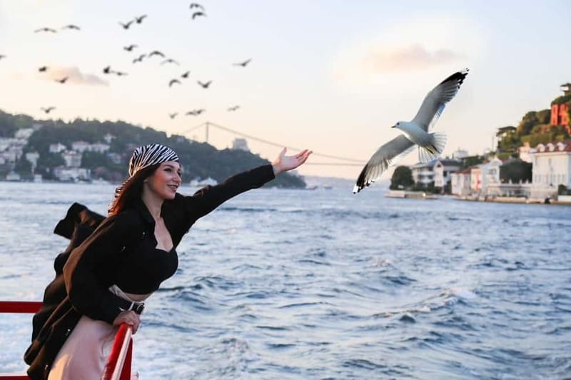 Istanbul: Bosphorus Sightseeing Cruise Tour with Audio Guide - From Galata Bridge to Dolmabahçe Palace