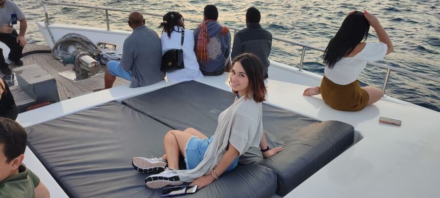 Istanbul: Bosphorus Sunset Cruise on Yacht with Live Guide - The Asian shore and a slower view of Istanbul