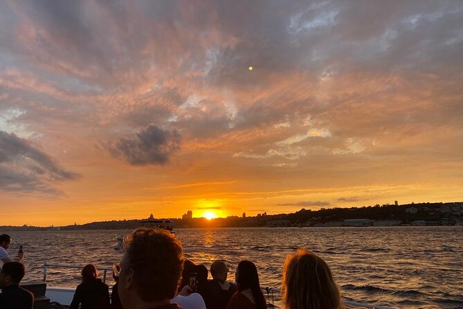 Istanbul Bosphorus Sunset Cruise with Wine on a Luxury Yacht - How much guiding should you expect?