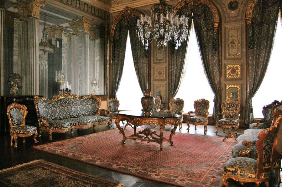 Istanbul: Dolmabahce Palace & Harem Skip-the-Line Entry - Key points to know before you book