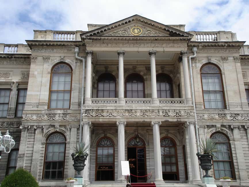 Istanbul: Dolmabahce Palace & Harem Skip-the-Line Entry - Timing, seasons, and how long to allow