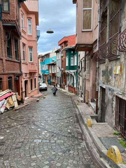 Istanbul: Fener, Balat, Old Greek and Jewish Quarter Tour - Returning by tram and judging the $59 price