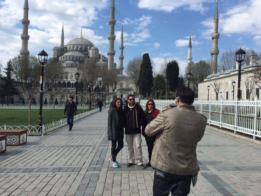 Istanbul: Full-Day City Highlights Tour with Lunch - Lunch in Sultanahmet