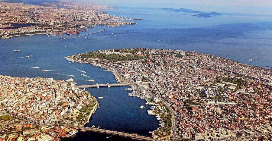 Istanbul: Full-Day Guided Tour - The Blue Mosque and its famous blue tiles