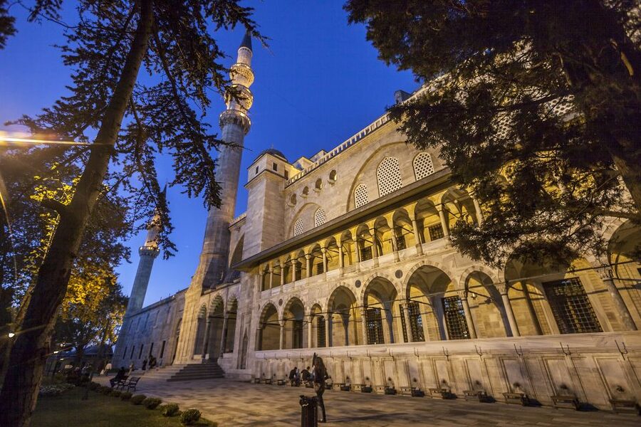 Istanbul: Full-Day Highlights Tour with Guide and Lunch - The Blue Mosque and Sultanahmet Square