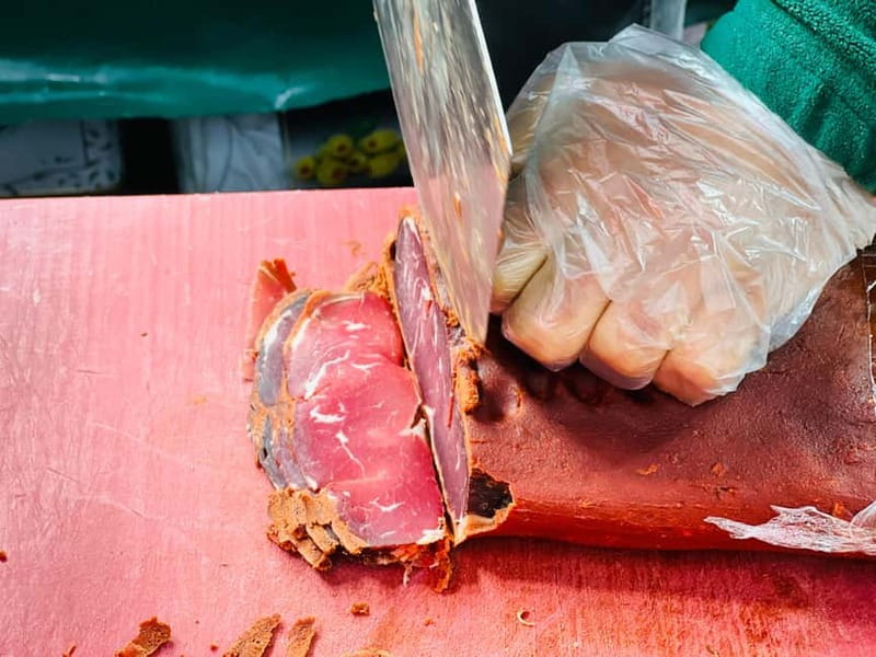 Istanbul: Guided Food Tour with Ferry Ride and Tastings - Why this food tour works as an Istanbul introduction