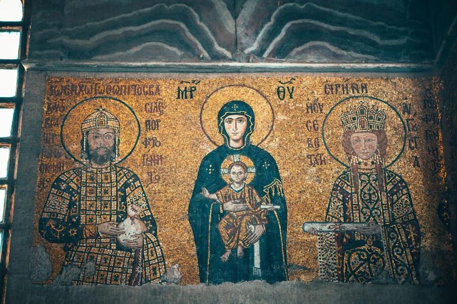 Istanbul: Hagia Sophia Skip-the-Ticket Line & Audio Guide - Dress, conduct, and what you can bring
