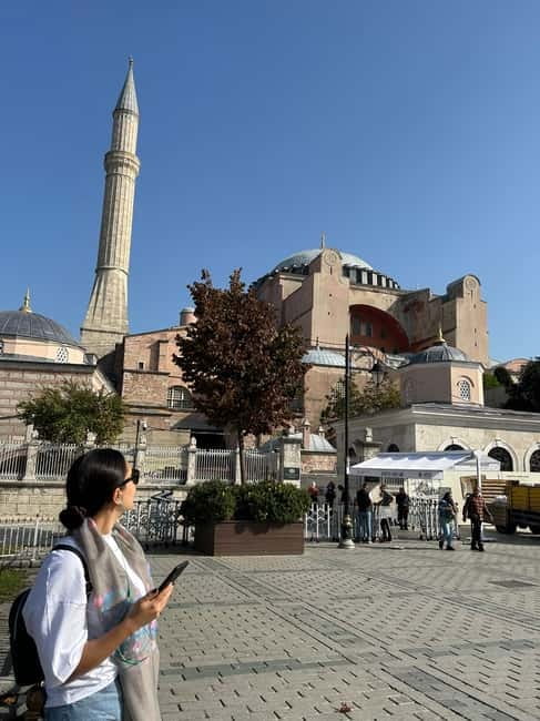 Istanbul: Hagia Sophia Ticket with Audio Guide & Blue Mosque - Finding the ticket and using the QR code