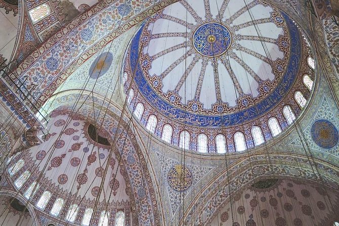 Istanbul Highlights: Guided Tour with Turkish Tea or Coffee - The Blue Mosque and the realities of mosque visits