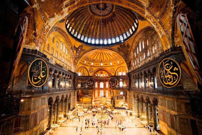 Istanbul Highlights Small-Group Walking Guided Tour - Topkapi Palace gives the day its royal center