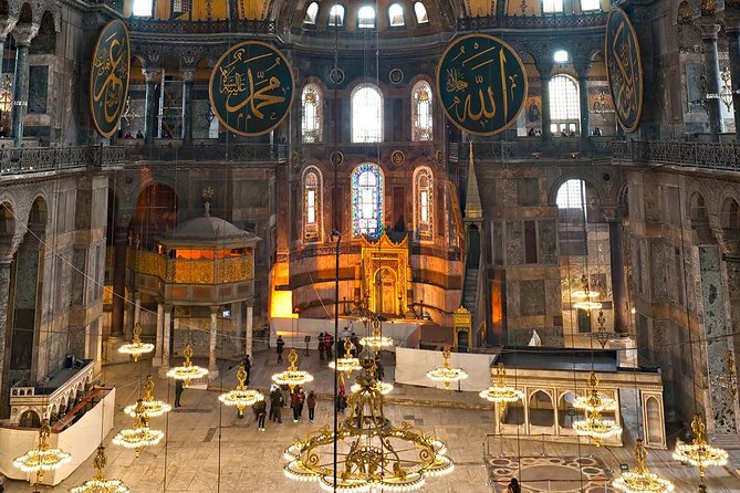 Istanbul Historical Tour with Guide, Lunch and Transfers - Hagia Sophia without false promises about lines