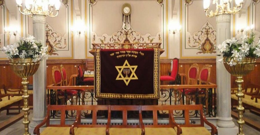 Istanbul: Jewish District 3-Hour Walking Tour - The Jewish Museum and its old photographs