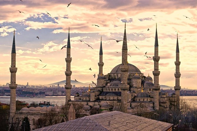 Istanbul Kadikoy Food Tour with 12+ Local Delicacies Tastings - Key points to know before booking