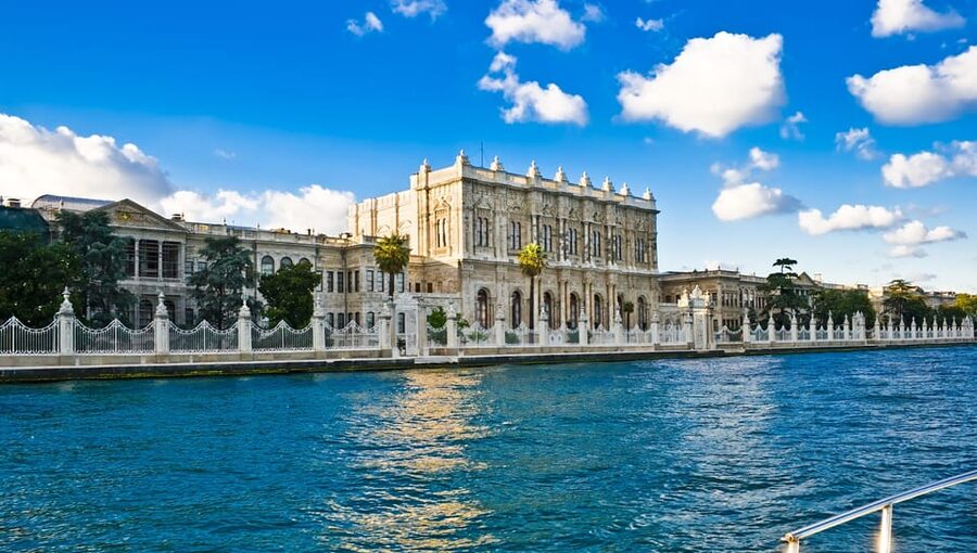 Istanbul: Morning or Sunset Cruise with Guide and Snacks - Fatih Sultan Mehmet Bridge and Beylerbeyi Palace