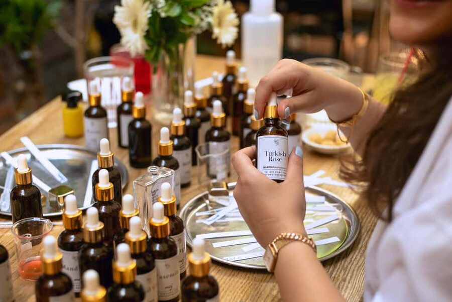 Istanbul: Perfume Making Workshop with Snacks and Drinks - From scent testing to your own 50ml bottle