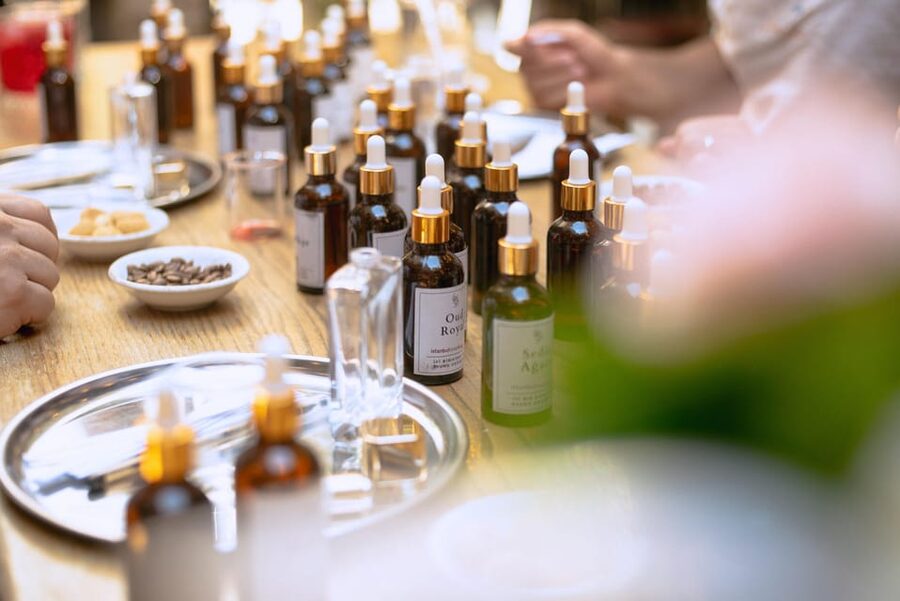 Istanbul: Perfume Making Workshop with Snacks and Drinks - Is $23 a good price?