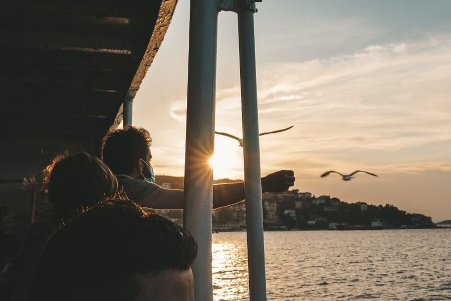 Istanbul: Princes' Islands Cruise w/Music, Lunch & Transfer - Lunch on the boat keeps the schedule moving
